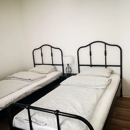 Filinhome Stefanovica Suite 8 Novi Sad Exterior foto