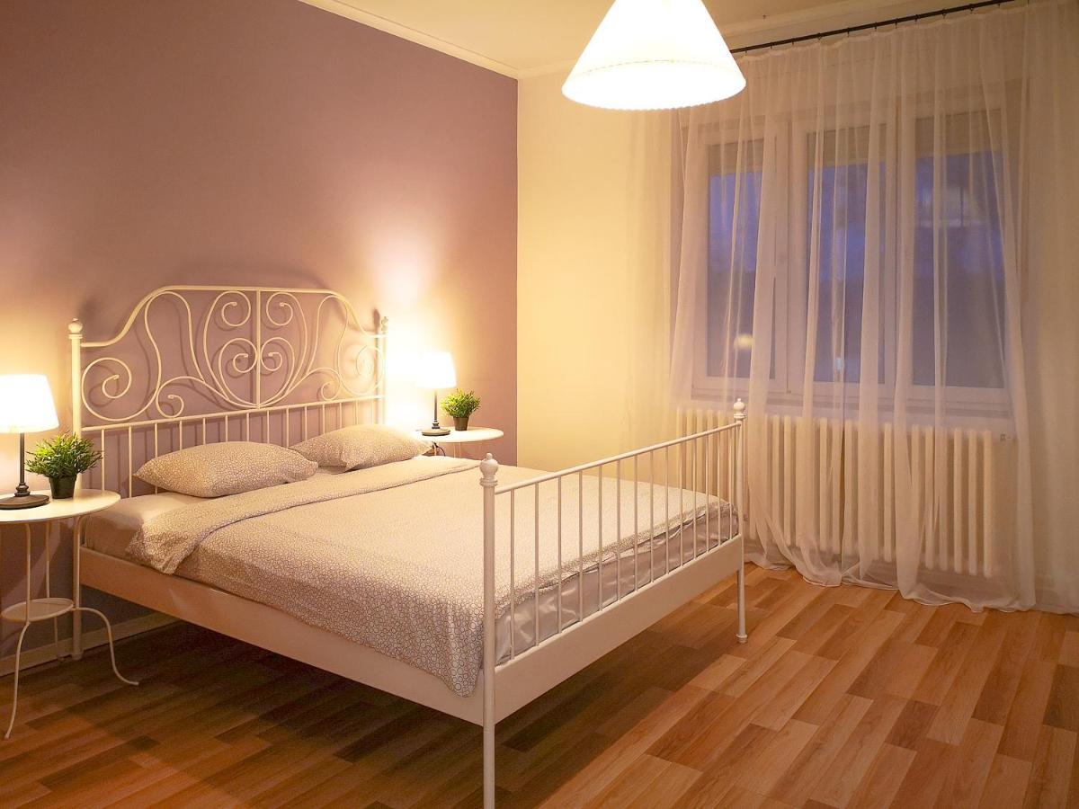 Filinhome Stefanovica 8 Novi Sad