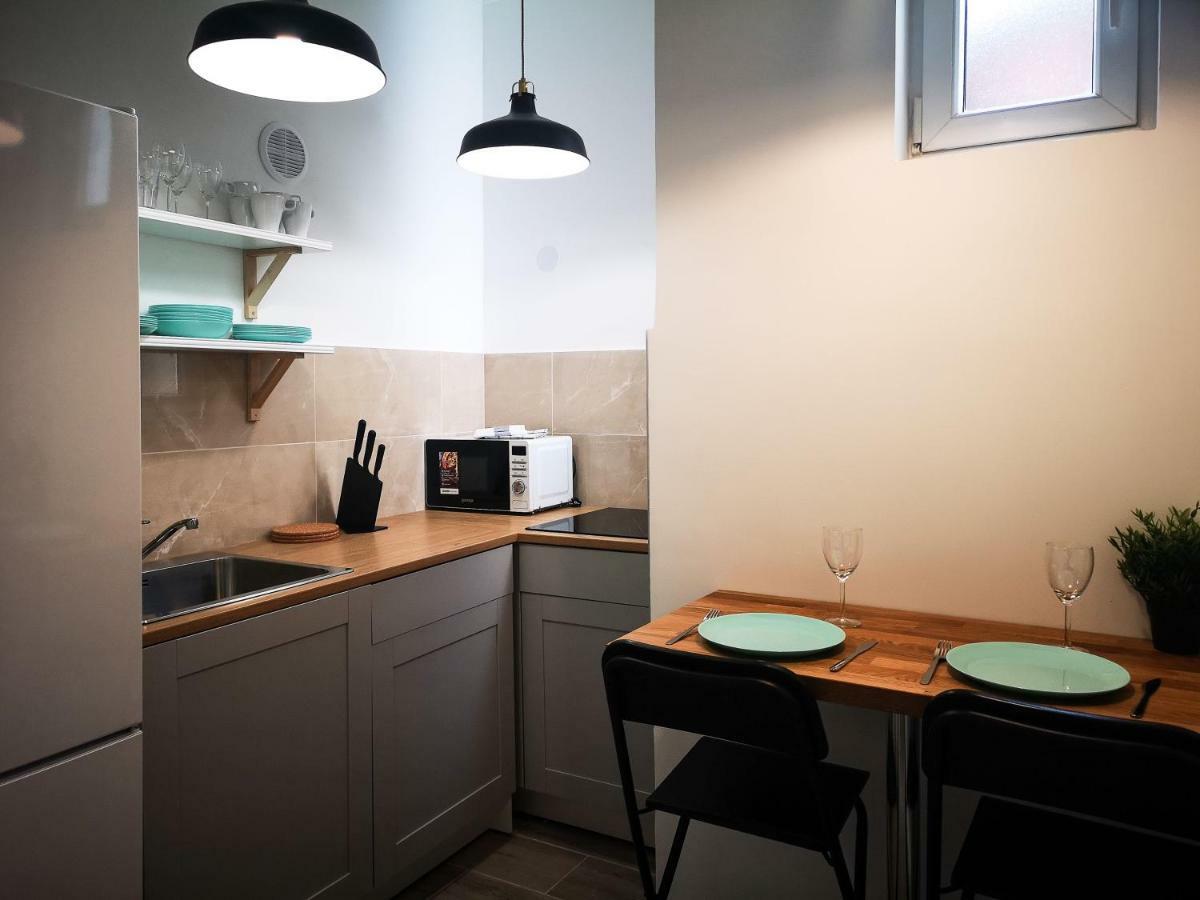 Filinhome Stefanovica 8 Novi Sad