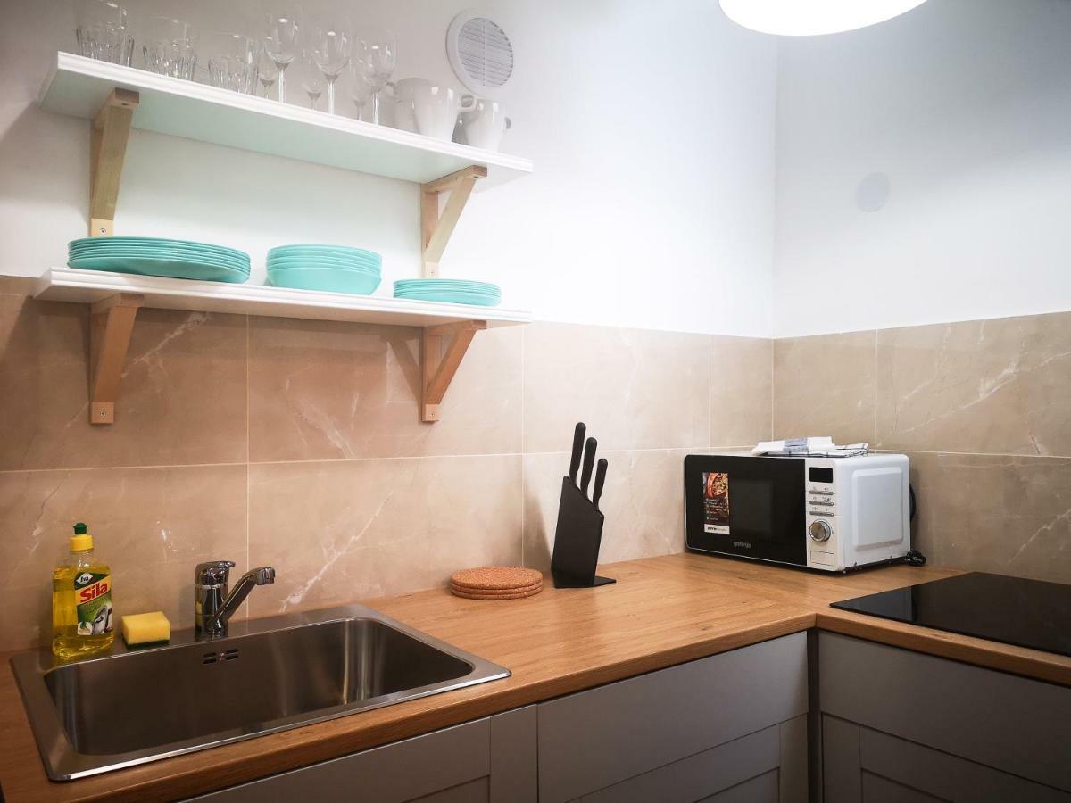 Apartman Filinhome Stefanovica 8 *