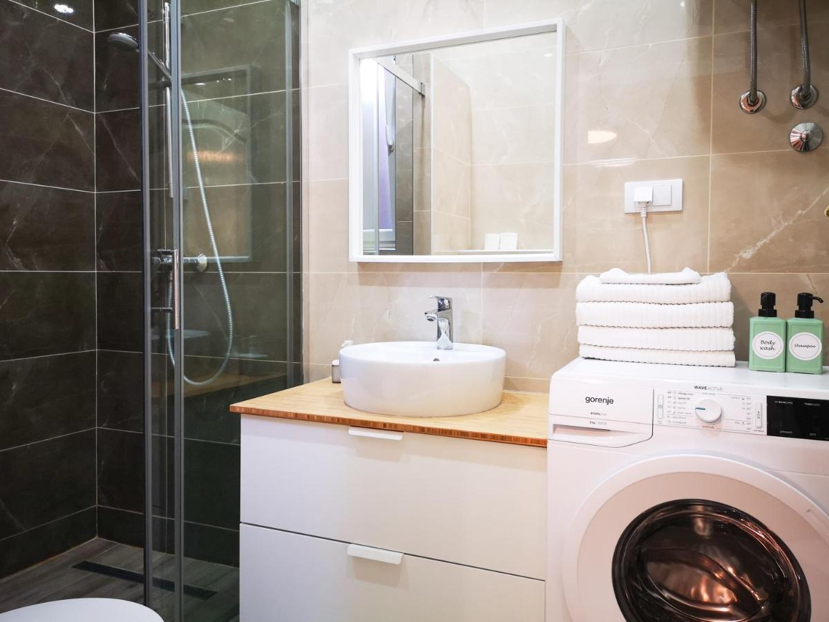 Apartman Filinhome Stefanovica 8 *